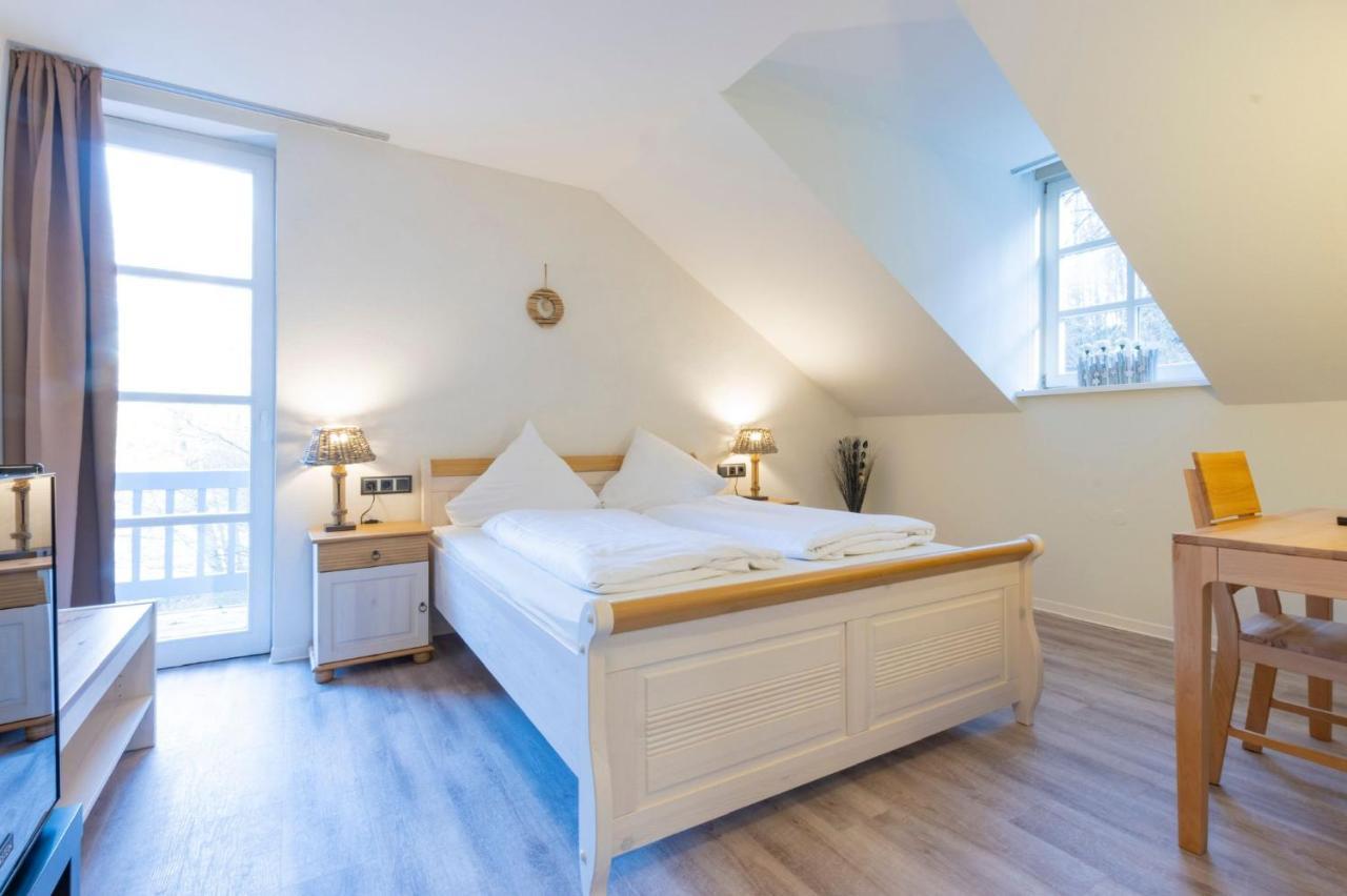 Hotel Blechhammer Kaiserslautern Bagian luar foto