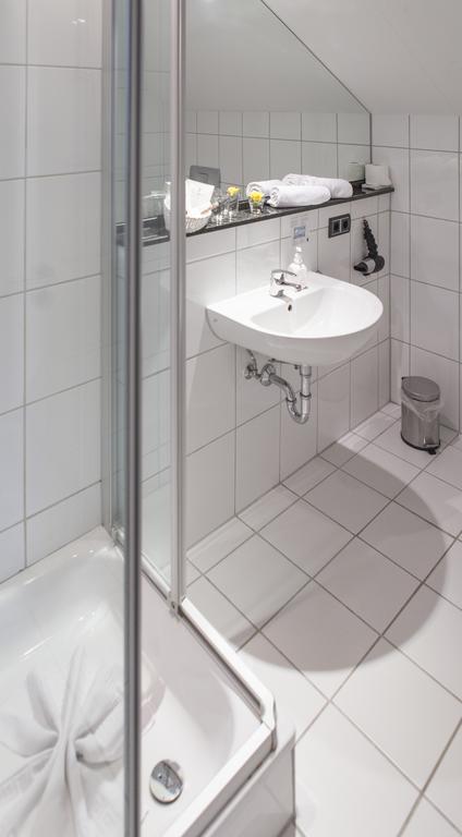Hotel Blechhammer Kaiserslautern Bagian luar foto